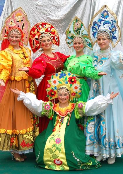 Комплект костюмов 